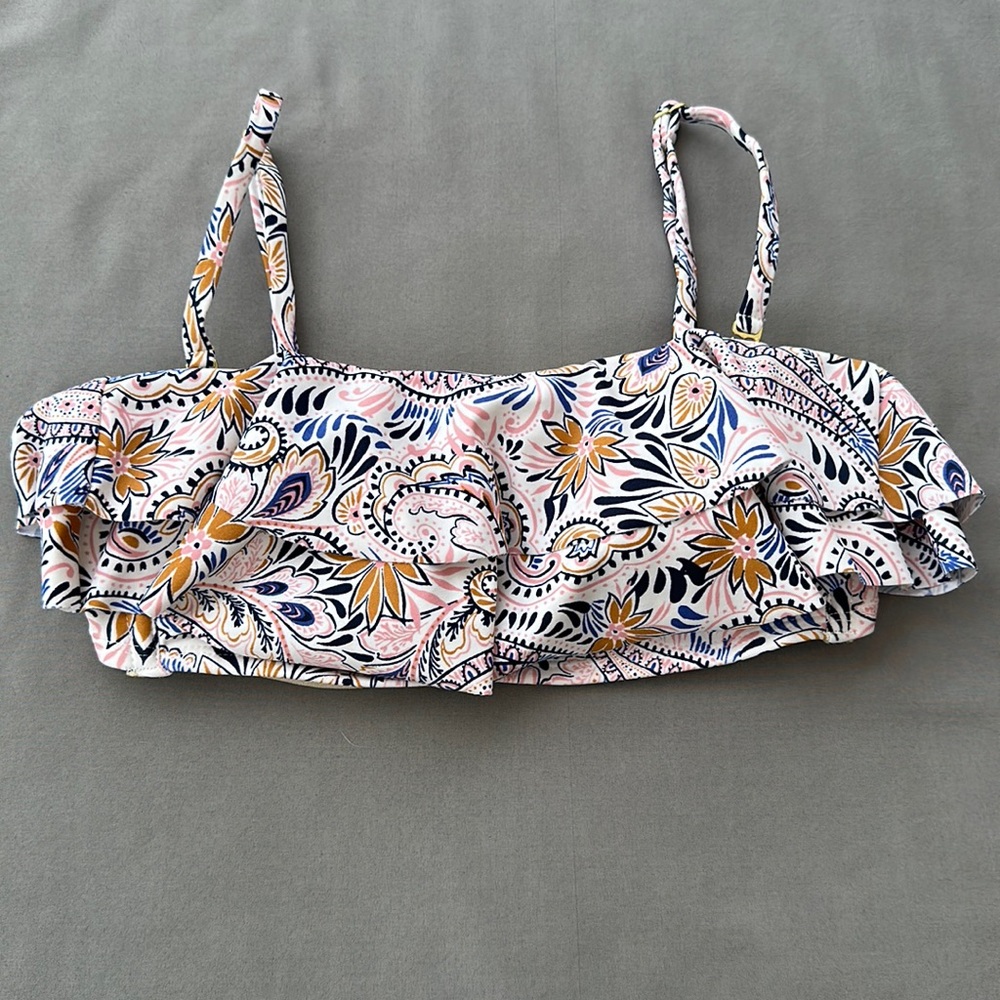 Kona Sol Women’s Double Ruffle Bandeau Bikini Top White floral print size small